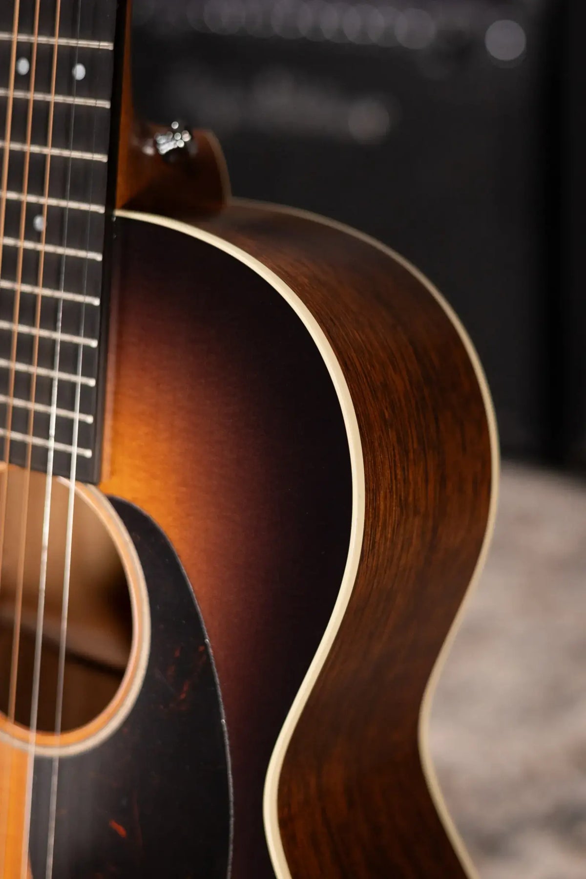 Martin 00L-16E Acoustic/Electric Guitar - 1935 Burst with Gig Bag
