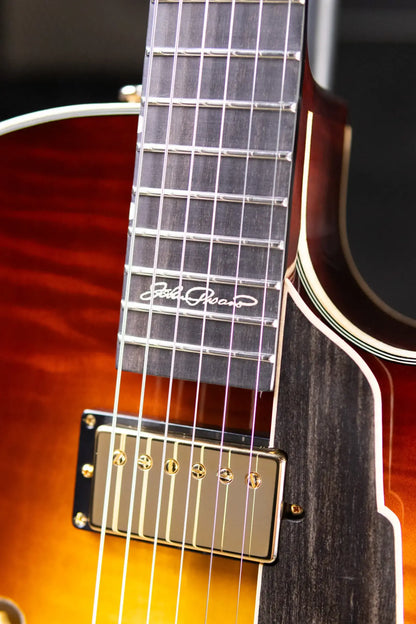 Eastman AR480CE-SB John Pisano Signature Archtop Hollowbody Electric Guitar - Sunburst with Hardshell Case