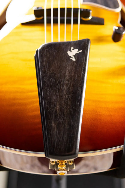 Eastman AR480CE-SB John Pisano Signature Archtop Hollowbody Electric Guitar - Sunburst with Hardshell Case