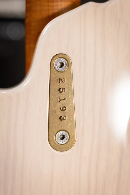Eastman D'Ambrosio Series Offset '64 - Made in California - Electric Guitar - Vintage White with Hardshell Case