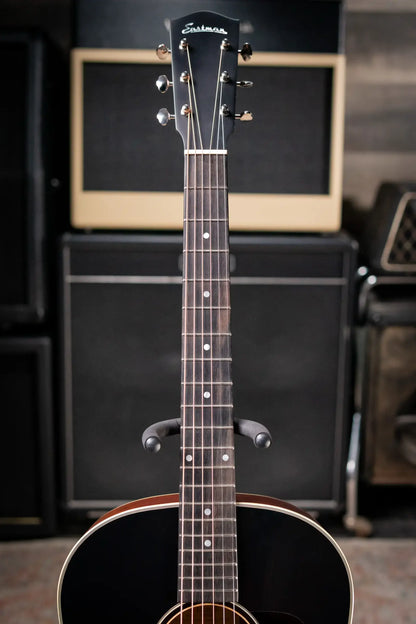 Eastman E10SS-TC Thermo-Cured Dreadnought Acoustic Guitar - Sunburst with Hardshell Case