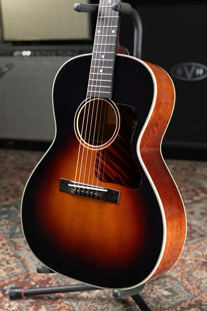 Eastman E10 OOSS-TC Acoustic Guitar - Sunburst with Hardshell Case