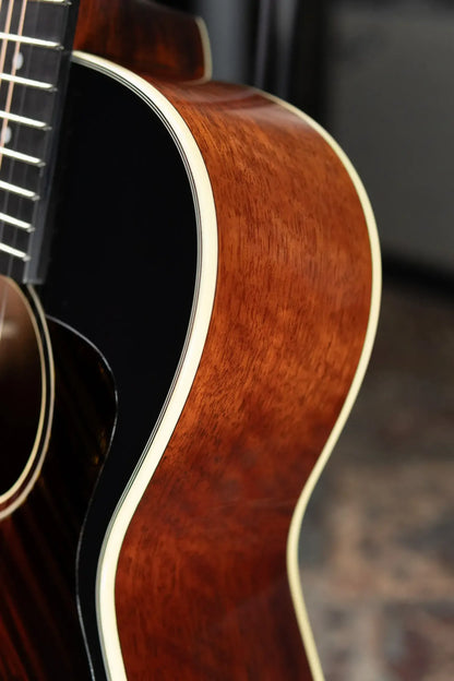 Eastman E10 OOSS-TC Acoustic Guitar - Sunburst with Hardshell Case
