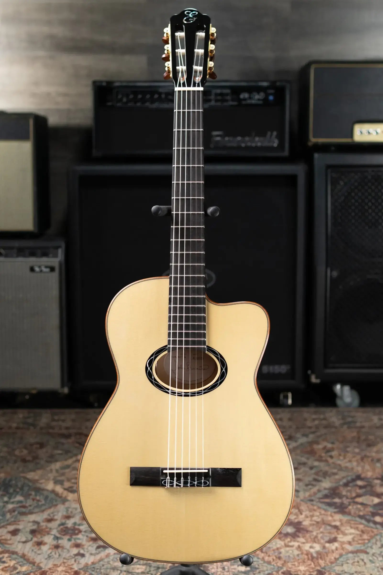 Eastman John Buscarino Cabaret Nylon Acoustic/Electric Guitar - Natural with Hardshell Case