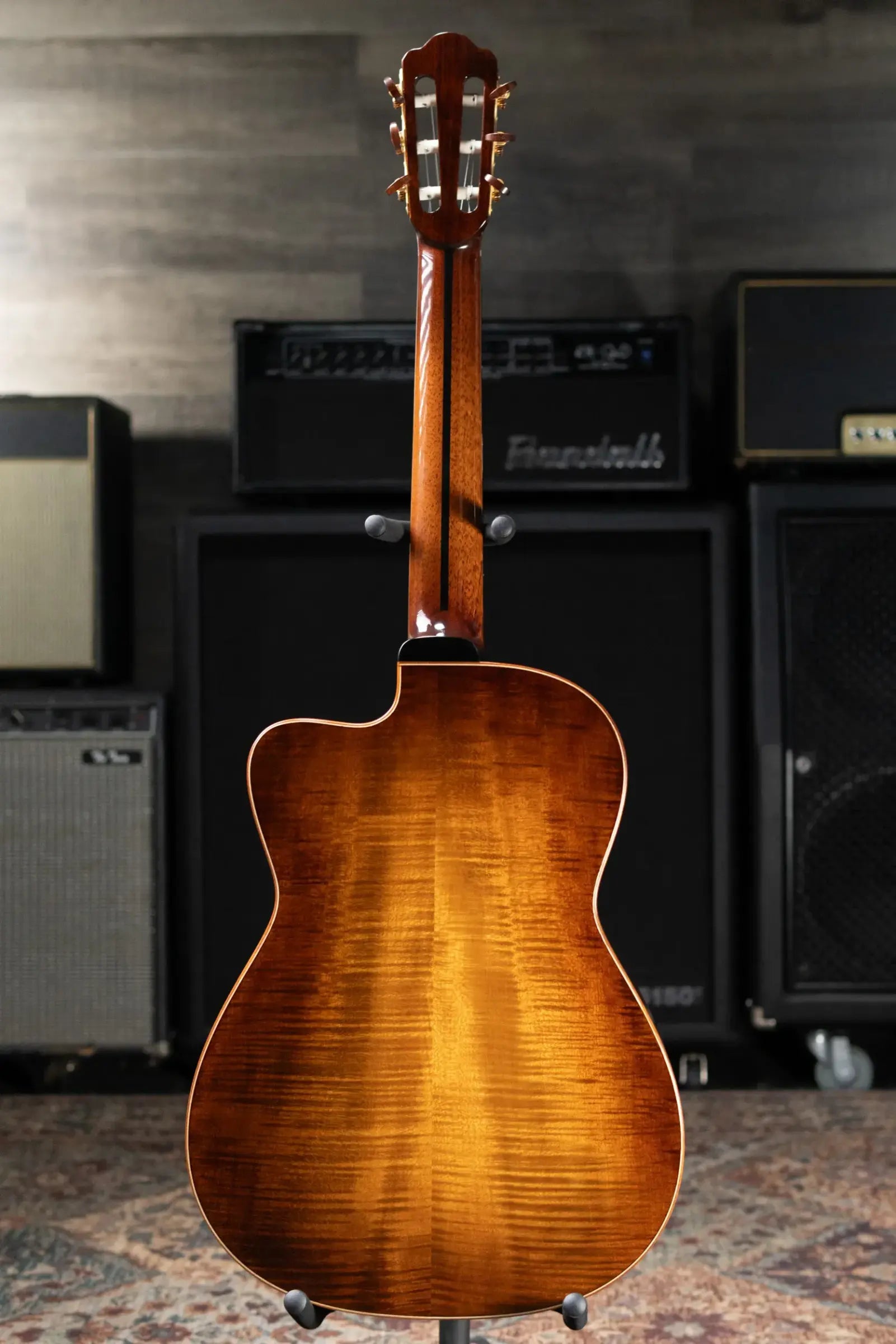 Eastman John Buscarino Cabaret Nylon Acoustic/Electric Guitar - Natural with Hardshell Case