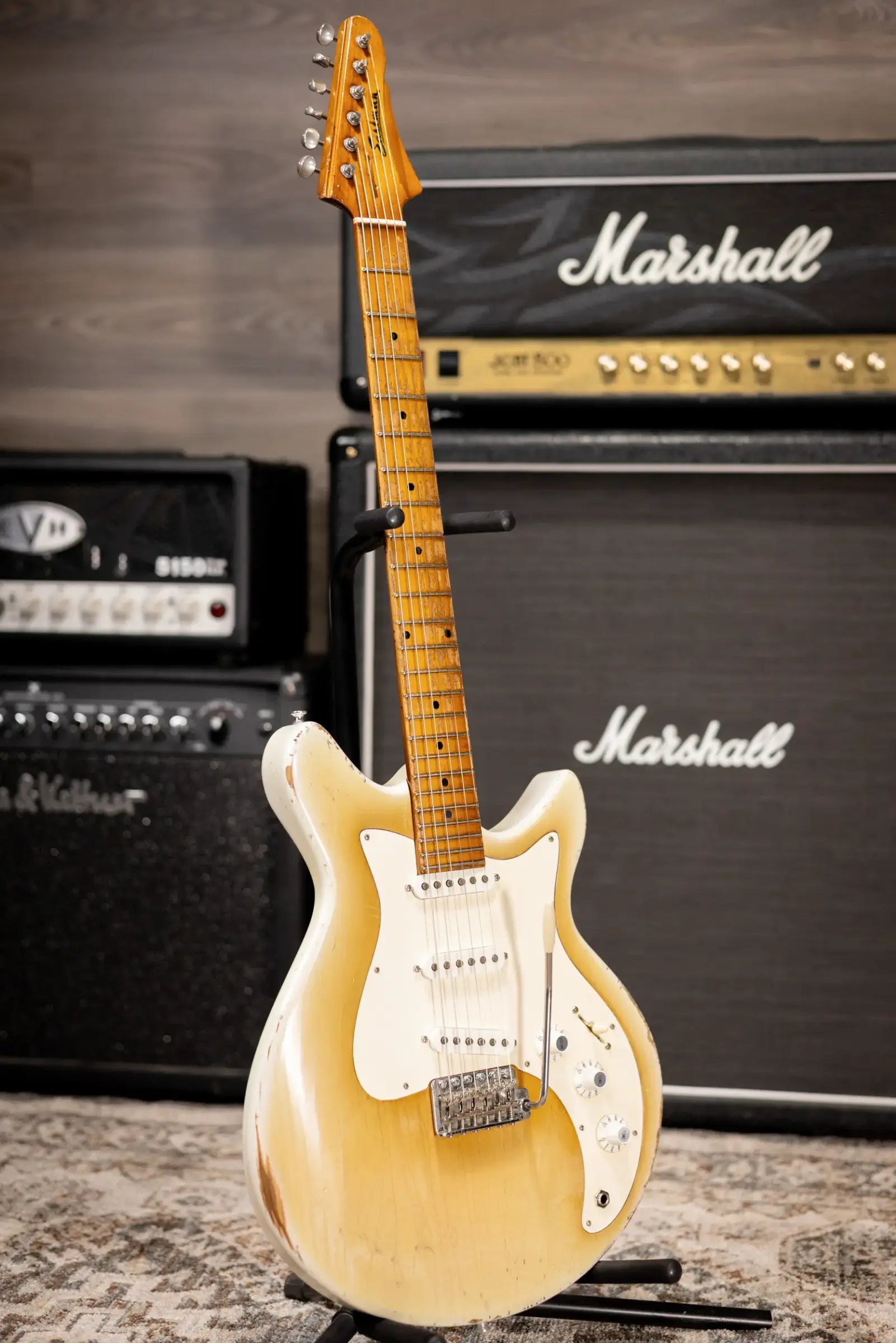 Eastman Kauffmann Series DC Vintage - Made in Holland - Heavy Relic Electric Guitar - Dirty Blonde with Padded Gig Bag
