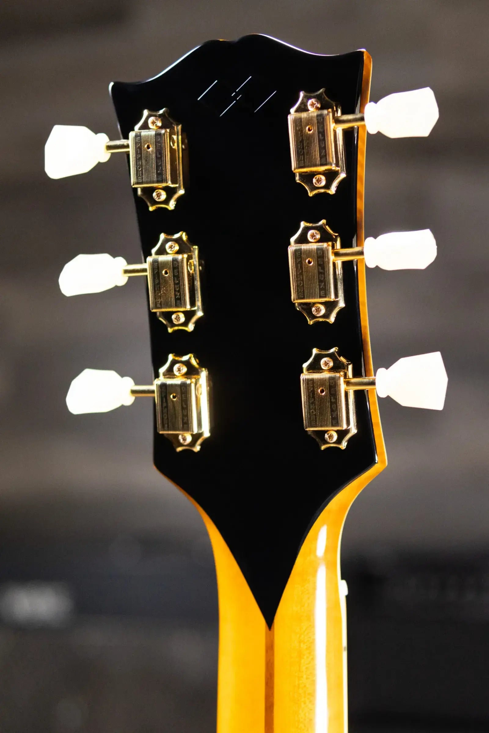 Epiphone 1957 SJ-200 Reissue Acoustic/Electric Guitar - Antique Natural with Hardshell Case