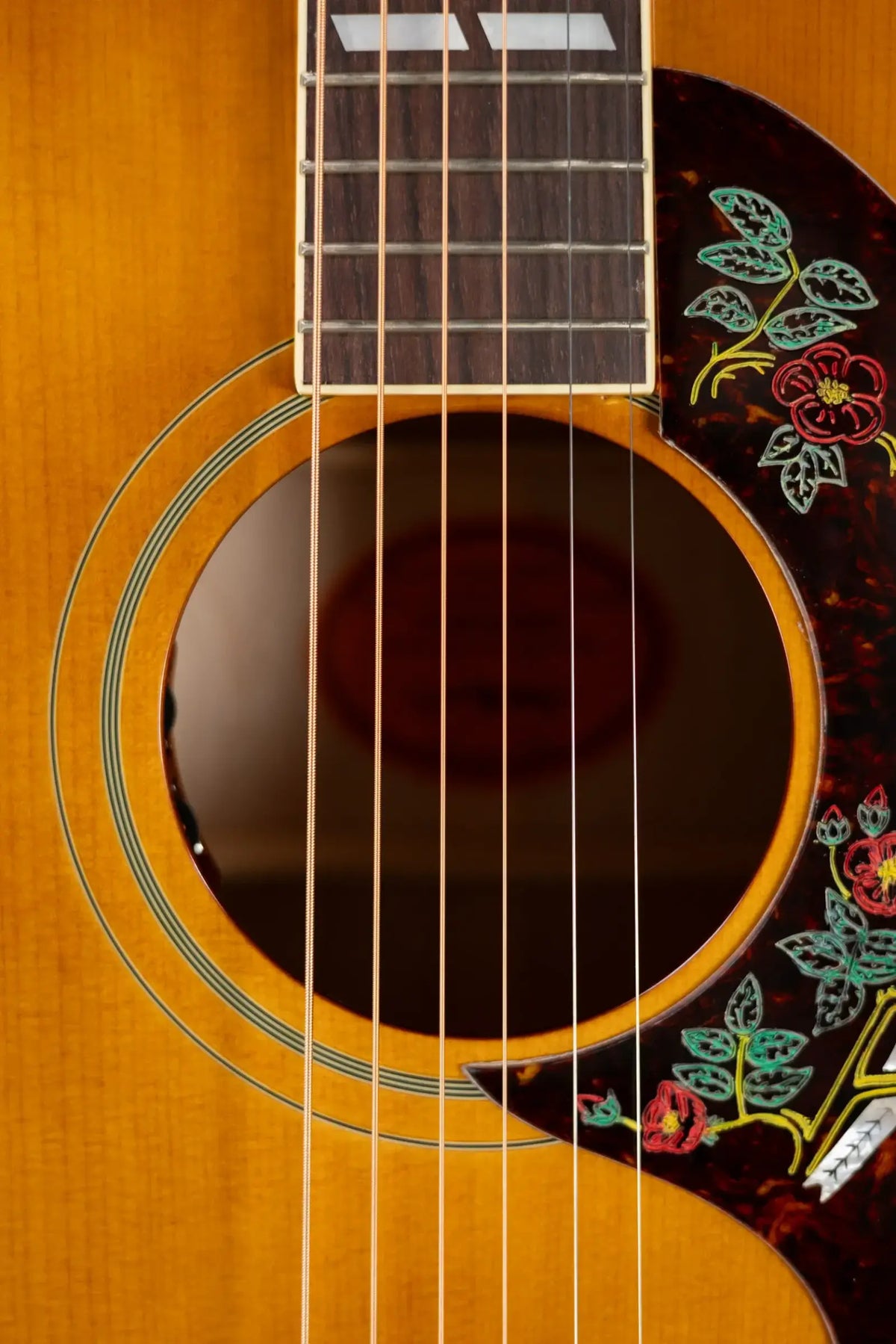 Epiphone 1963 Dove Reissue Acoustic/Electric Guitar with Hardshell Case