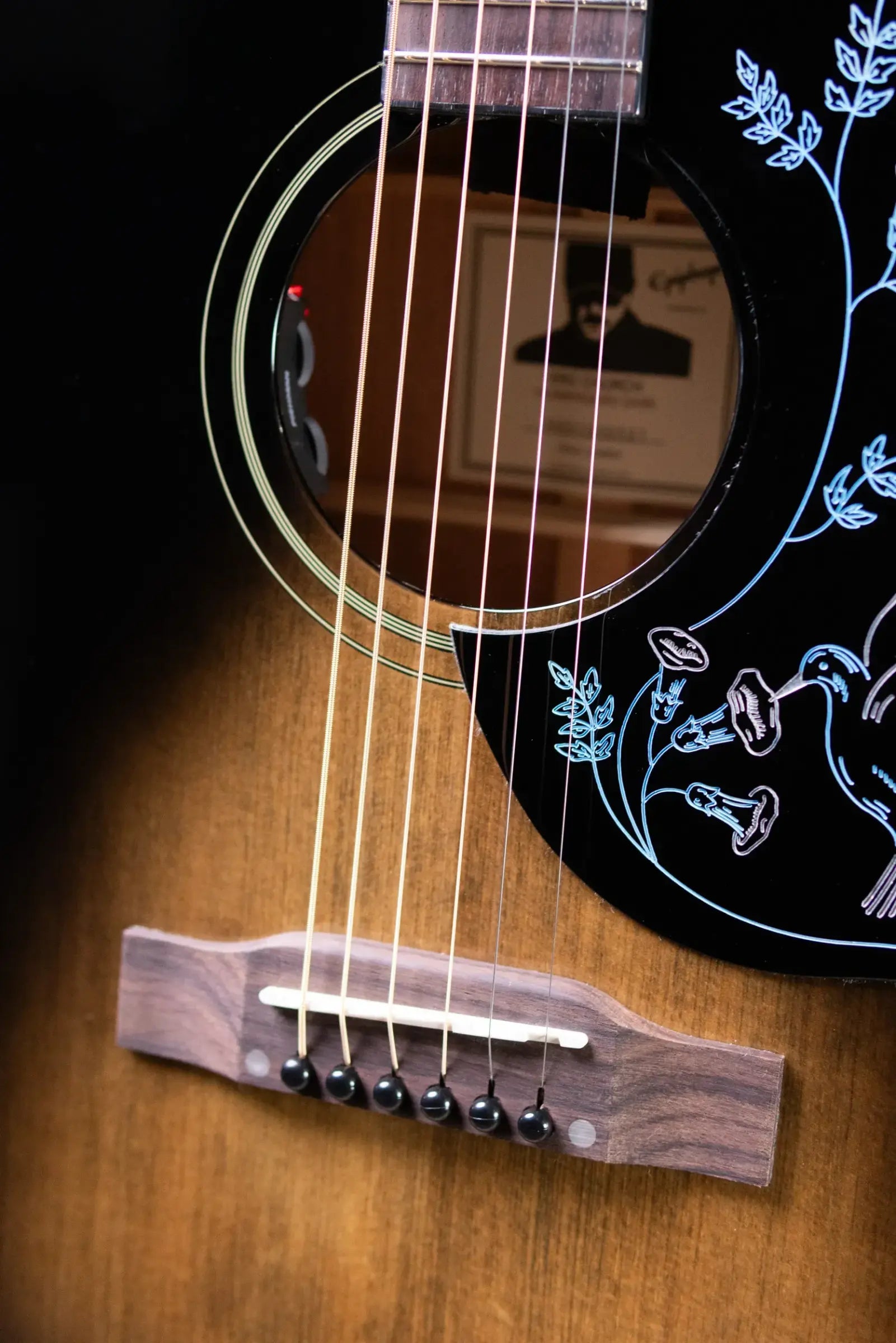 Epiphone Eric Church Signature Hummingbird Dark Studio Acoustic/Electric Guitar - Cobra Burst with Hardshell Case