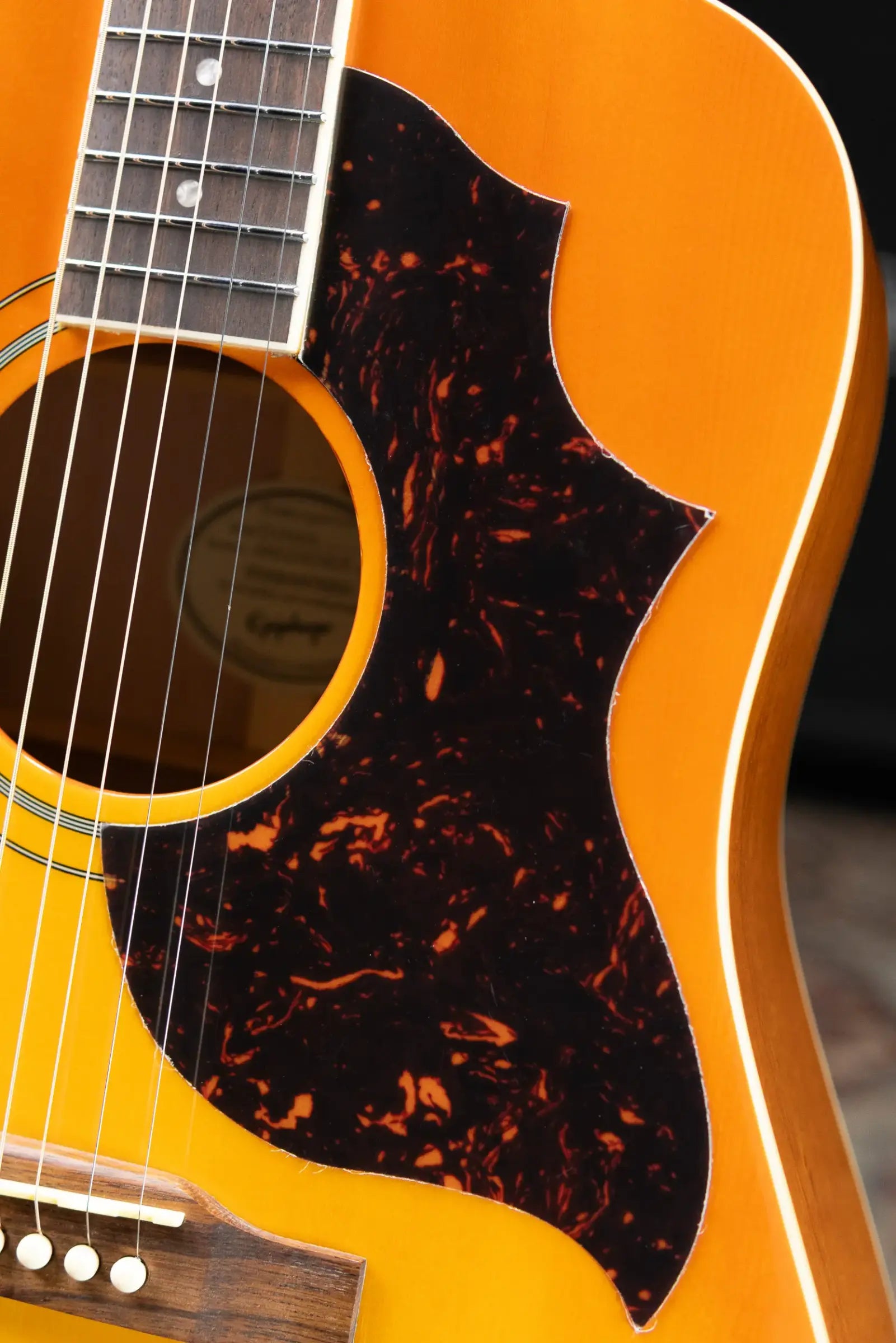 Epiphone Hummingbird Tribute Acoustic Guitar - Heritage Cherry Sunburst