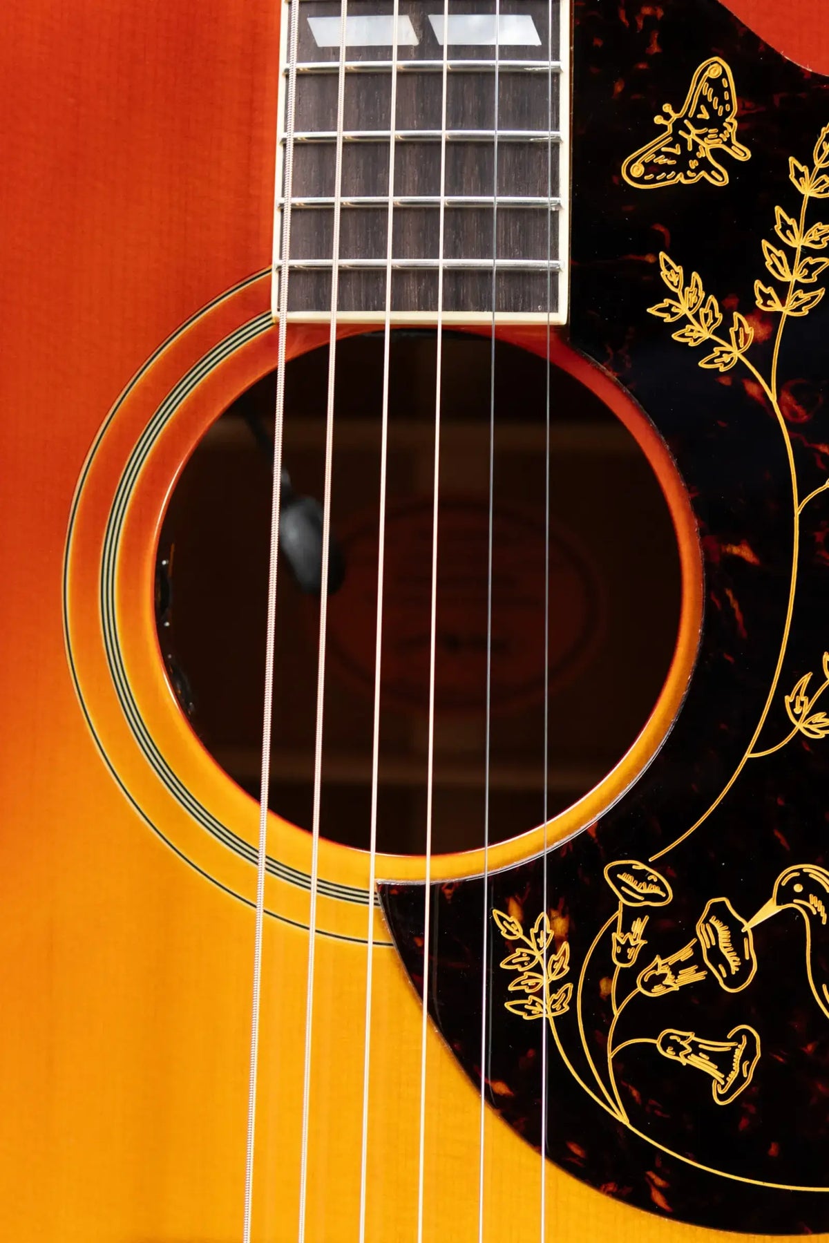 Epiphone Inspired by Gibson 1960 Hummingbird Reissue Acoustic/Electric Guitar - Heritage Cherry Sunburst with Hardshell Case