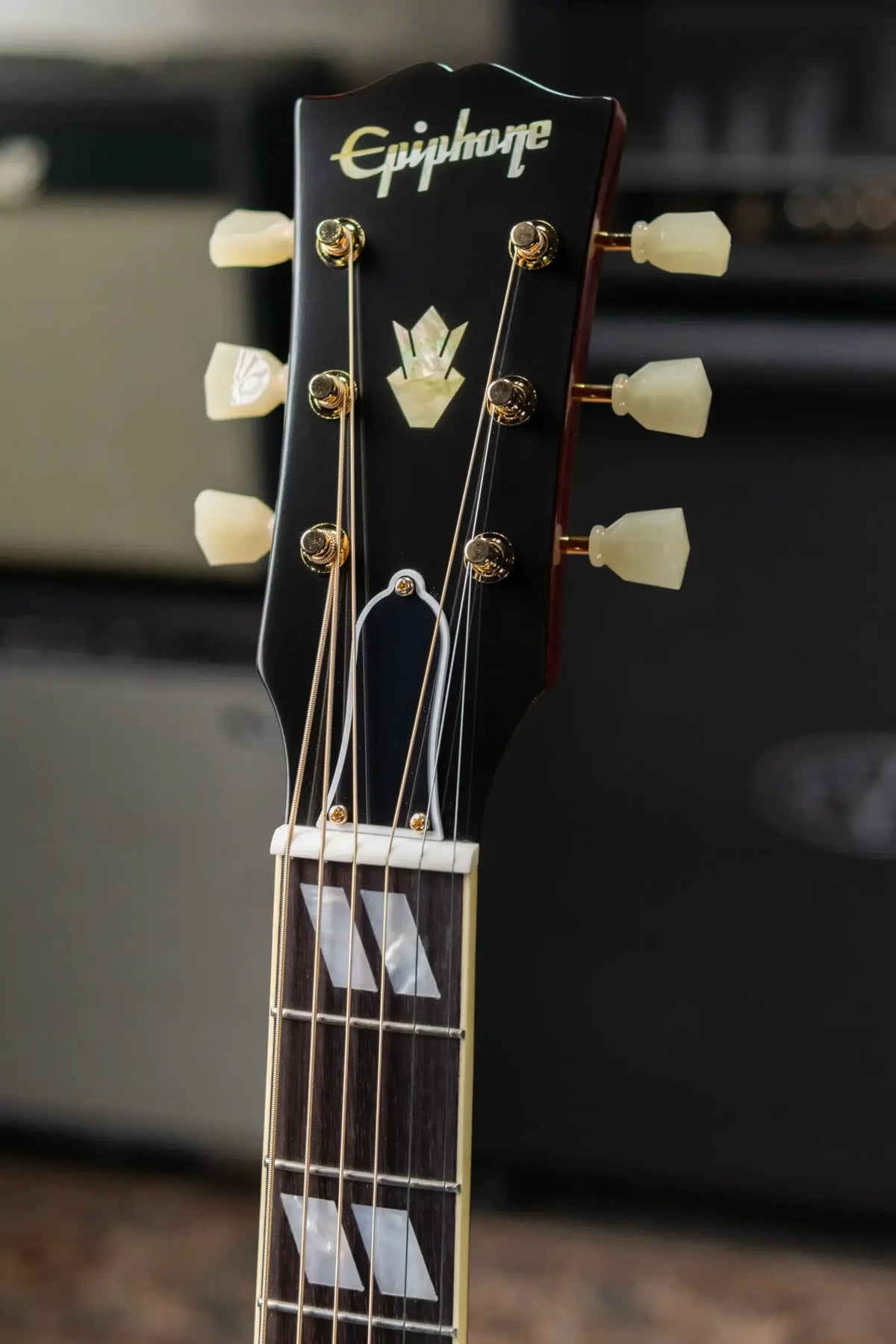 Epiphone Inspired by Gibson 1960 Hummingbird Reissue Acoustic/Electric Guitar - Heritage Cherry Sunburst with Hardshell Case