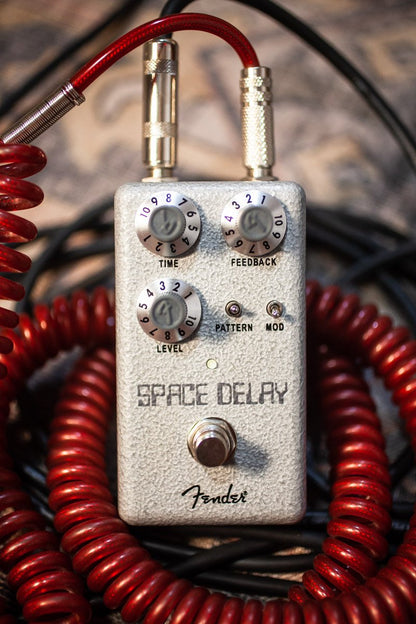 Fender Hammertone Space Delay Pedal
