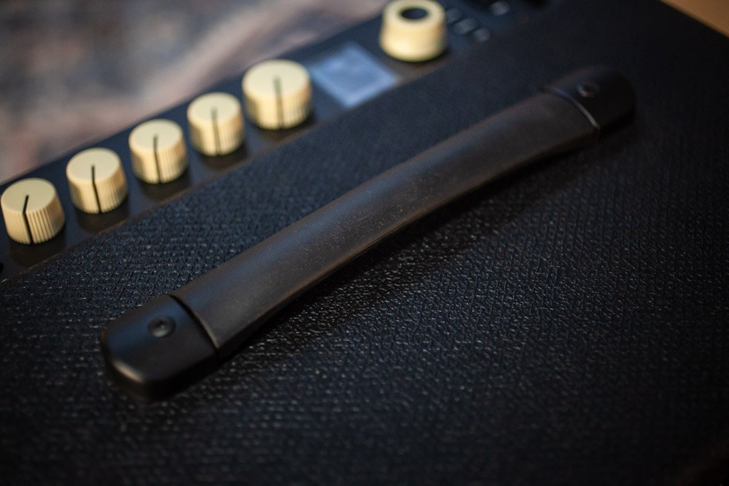 FENDER RUMBLE LT25 HAGGERTYS 4