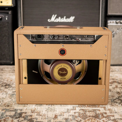 Display Fender '62 Deluxe Amp