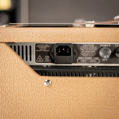 Fender '62 Deluxe Amp