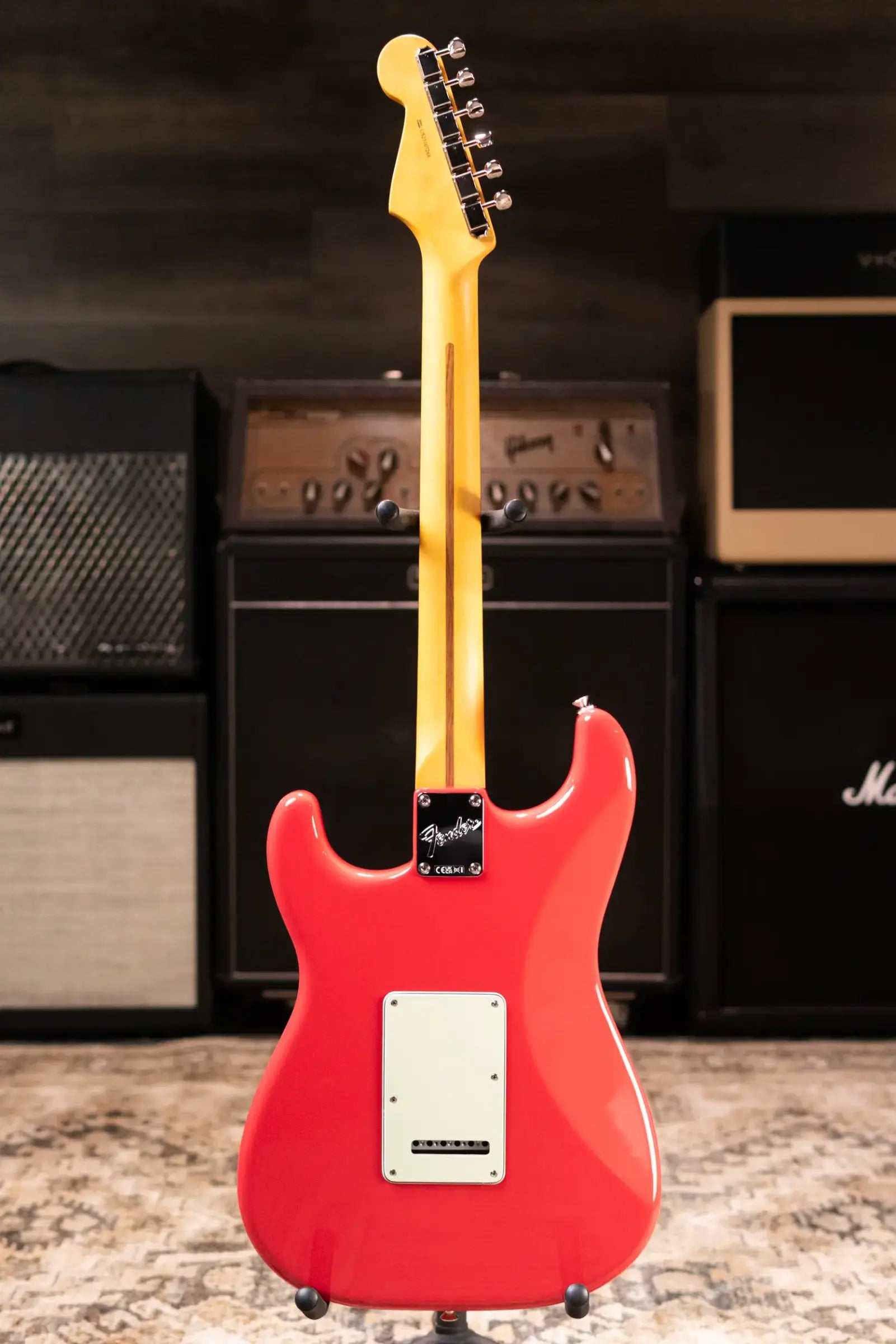 Fender American Professional Classic Stratocaster Electric Guitar - Faded Dakota Red with Gig Bag
