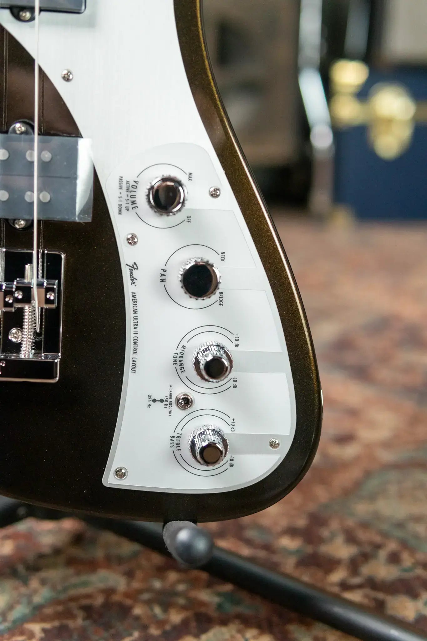 Fender American Ultra II Meteora Bass, Ebony Fingerboard - Texas Tea with Deluxe Molded Hardshell Case - Demo