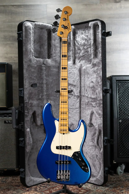 Fender American Ultra Jazz Bass Maple Fingerboard - Cobra Blue with Hard Case - Used