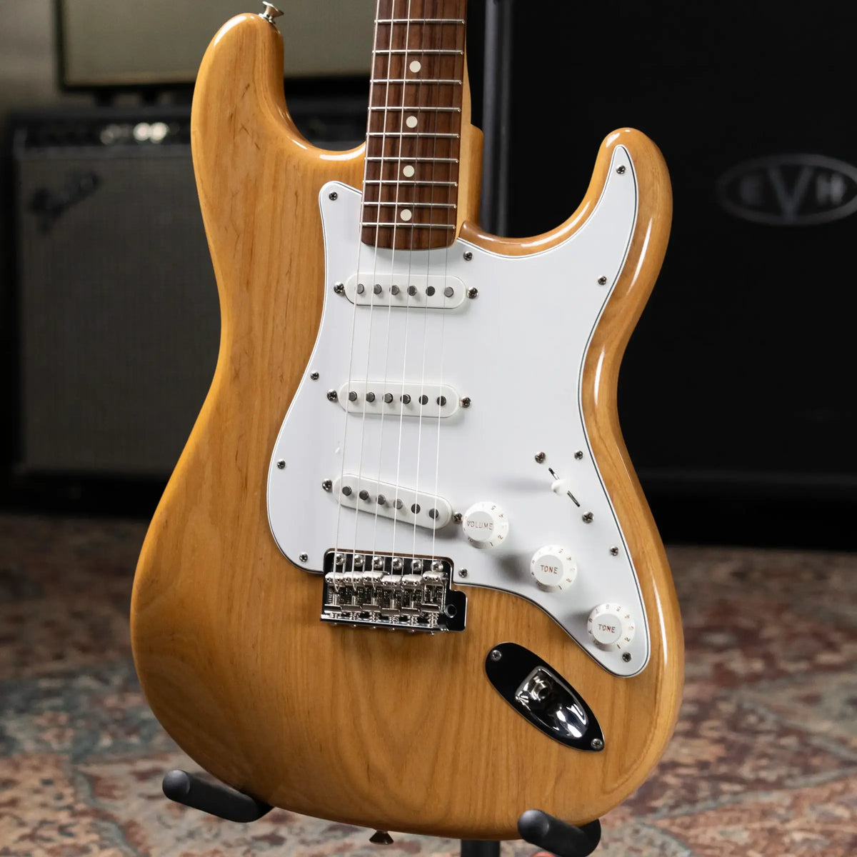 Fender Classic Series '70s Stratocaster Electric Guitar - Natural with Gig Bag - Used