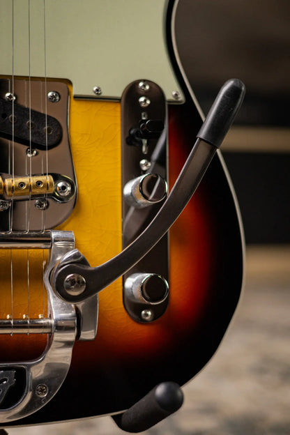 Fender Custom Shop 1963 Esquire Custom Bigsby DLX Closet Classic Electric Guitar - Faded 3-Color Sunburst with Hardshell Case