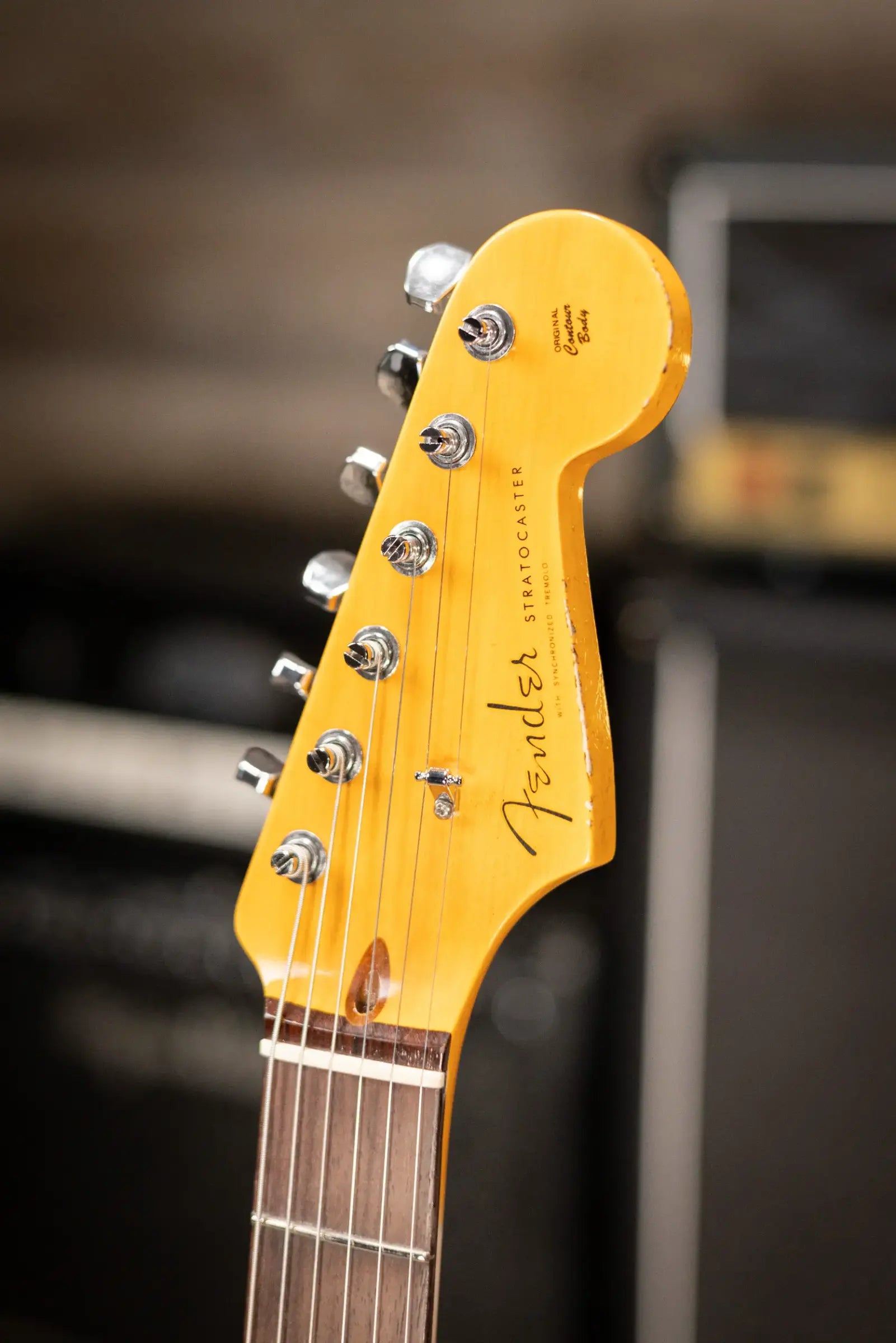 Fender Custom Shop LR25-CUST DLX HBS-1 Heavy Relic Stratocaster Electric Guitar - Black over 3-Tone Sunburst with Hardshell Case
