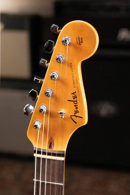 Fender Custom Shop NAMM 2026 Custom Deluxe Heavy Relic HBS-1 Stratocaster Electric Guitar - Aged Vintage White over 3-Tone Sunburst with Hardshell Case