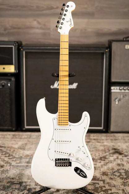 Fender Dealer Exclusive Player II Stratocaster Electric Guitar - Polar White with Matching Headstock