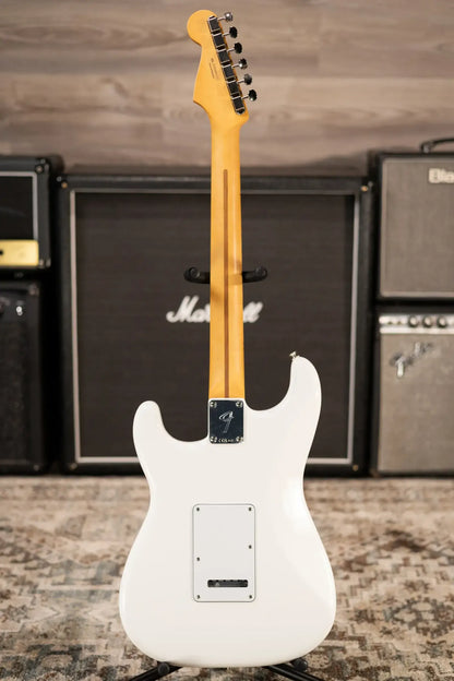 Fender Dealer Exclusive Player II Stratocaster Electric Guitar - Polar White with Matching Headstock