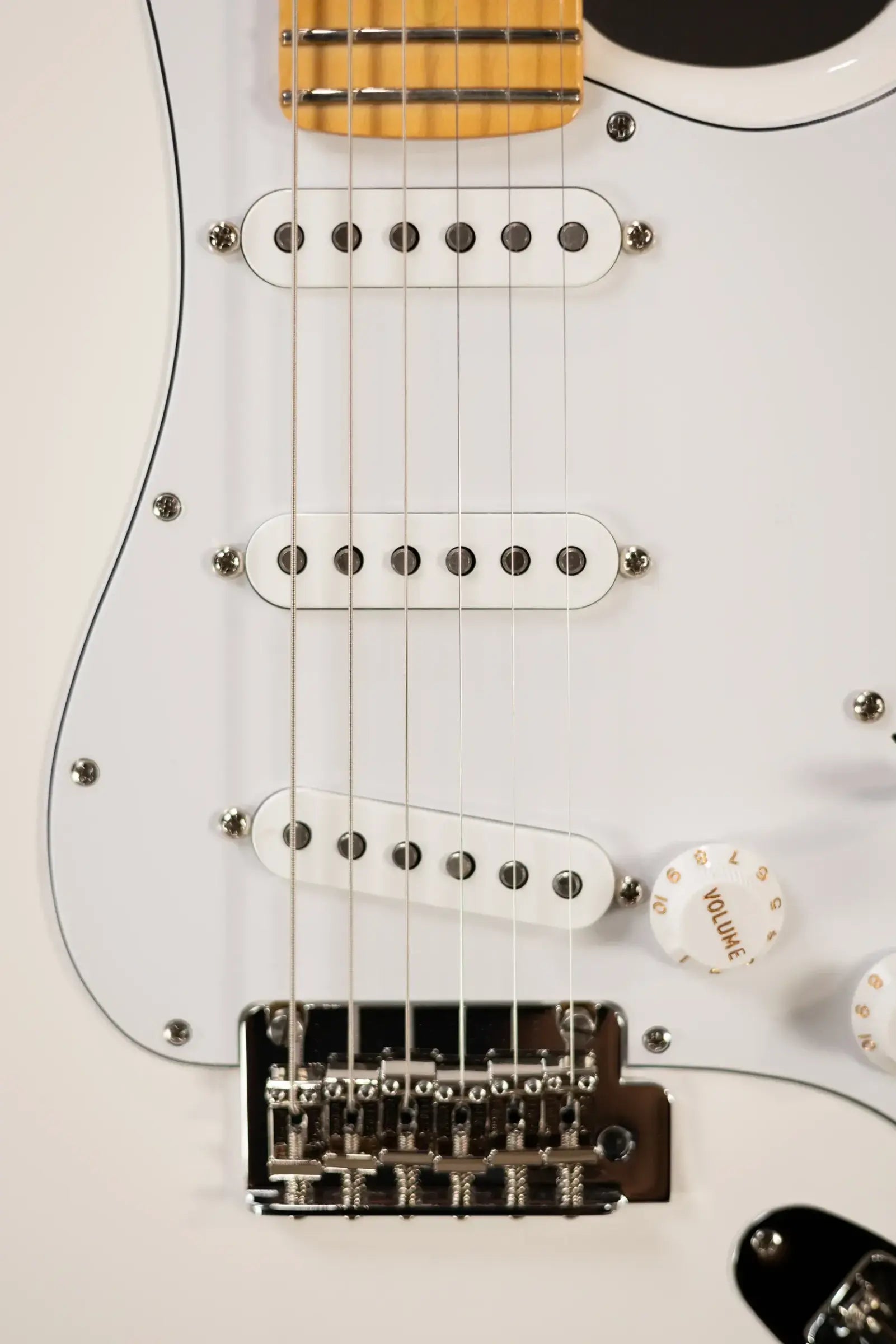 Fender Dealer Exclusive Player II Stratocaster Electric Guitar - Polar White with Matching Headstock
