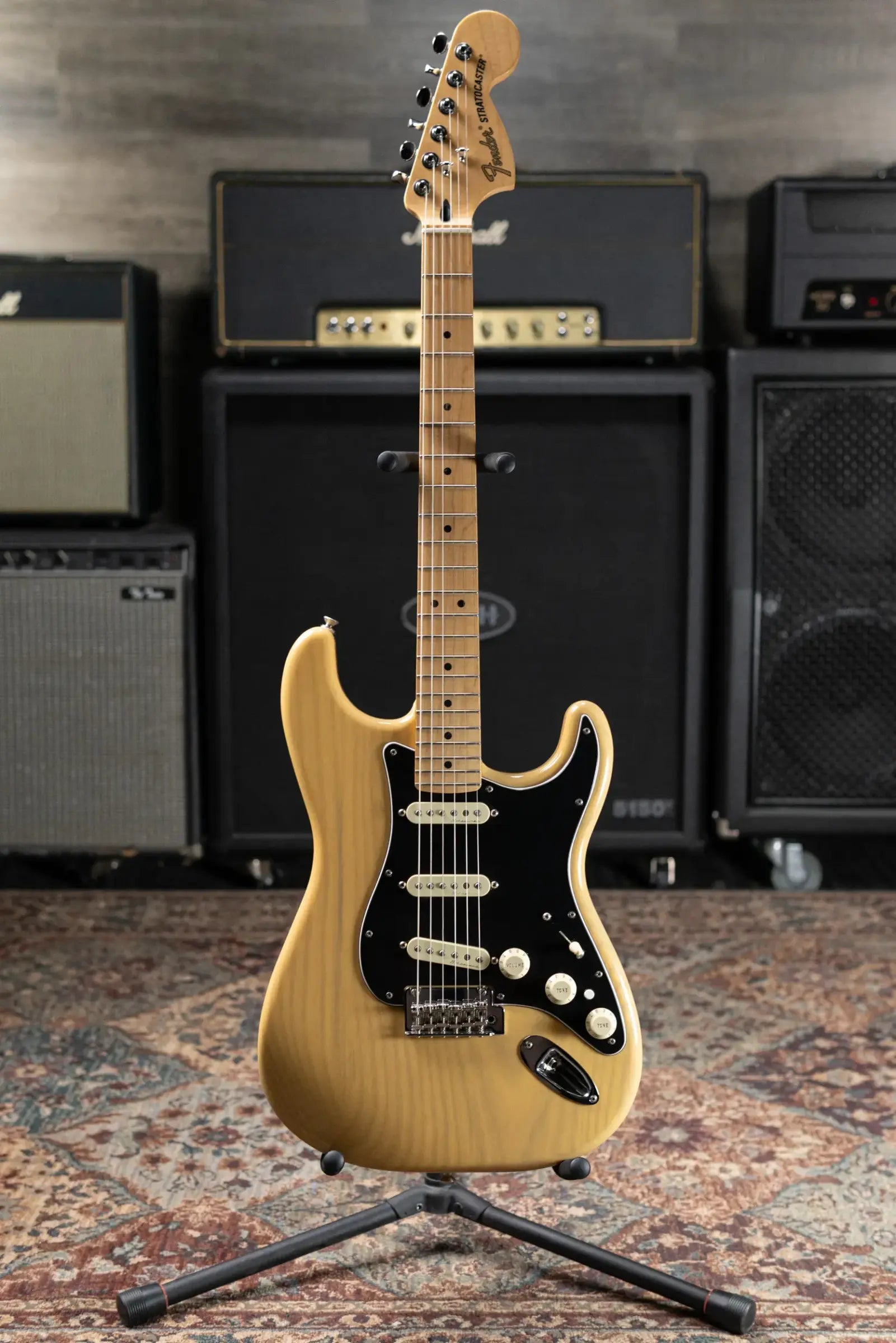 Fender Deluxe Stratocaster Electric Guitar - Vintage Blonde with Hardshell Case - Used