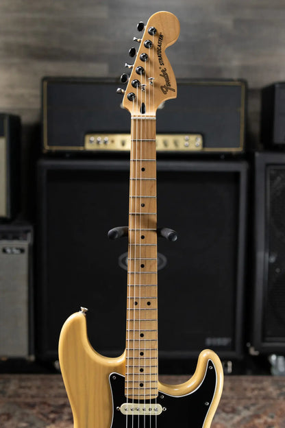 Fender Deluxe Stratocaster Electric Guitar - Vintage Blonde with Hardshell Case - Used