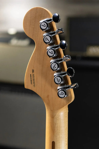Fender Deluxe Stratocaster Electric Guitar - Vintage Blonde with Hardshell Case - Used
