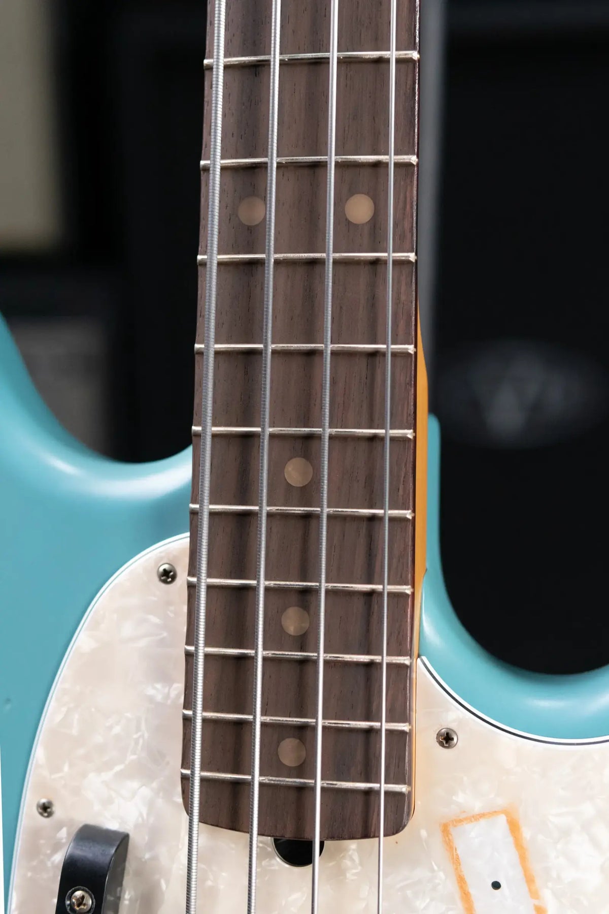 Fender JMJ Road Worn Mustang Bass - Faded Daphne Blue with Gig Bag
