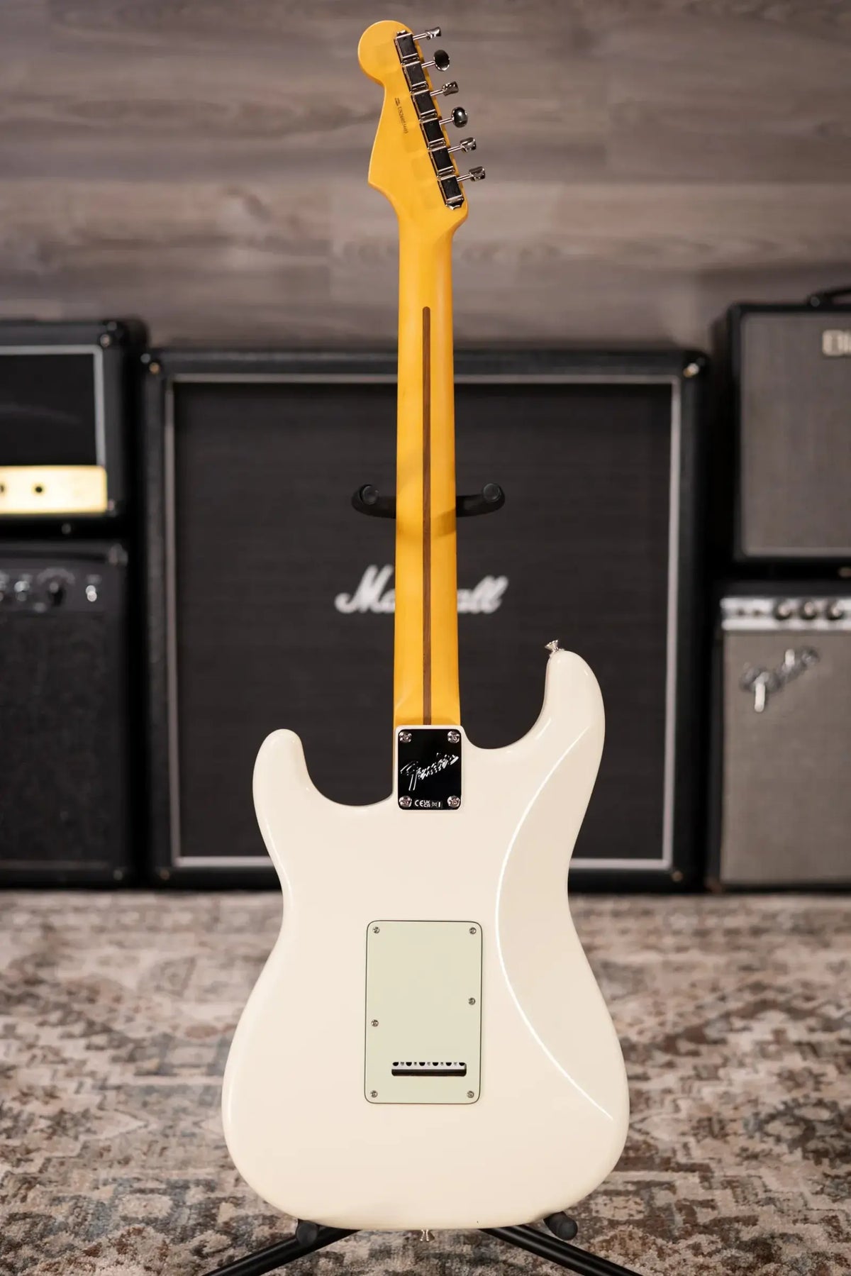 Fender Limited Edition American Professional Classic Stratocaster Electric Guitar - Featuring the Silent System - Olympic White with Gig Bag