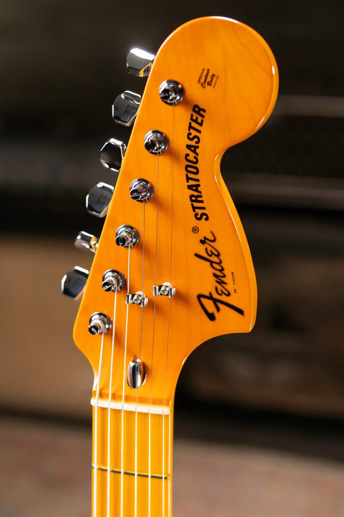 Fender Limited Edition American Vintage II '73 Stratocaster Electric Guitar, Maple Fingerboard - Olympic White with Hardshell Case - Demo