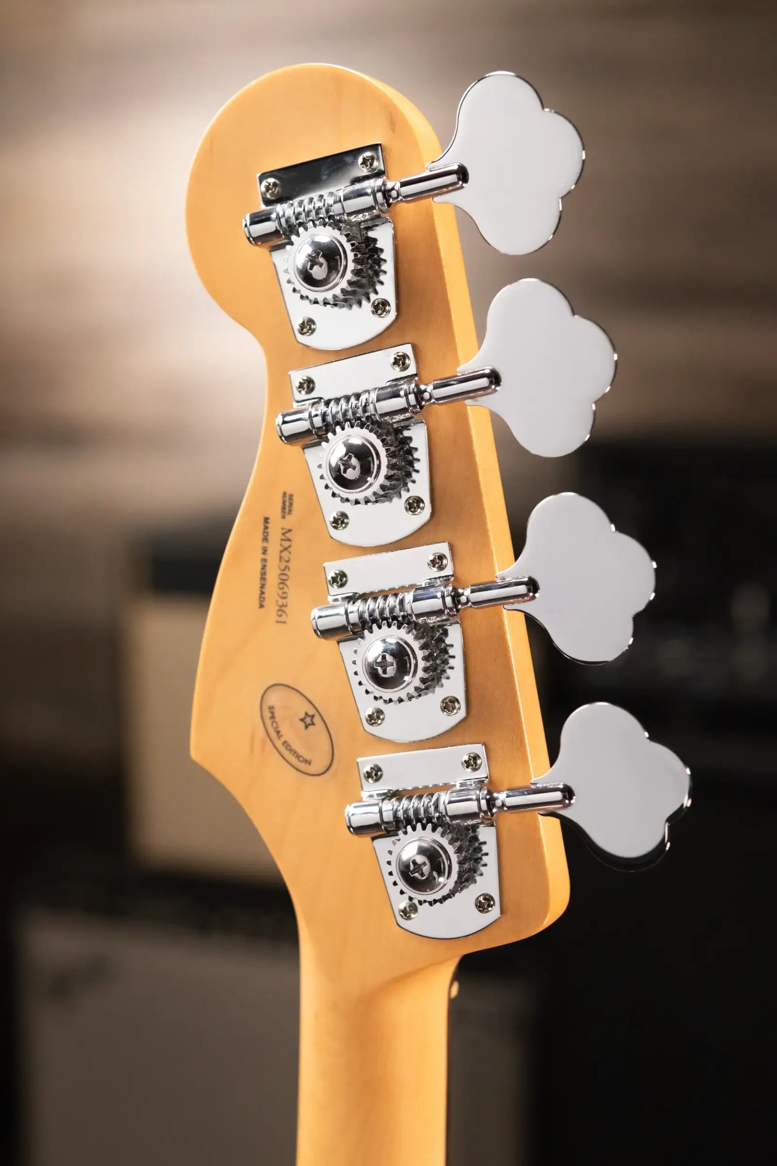 Fender Limited Edition Player II Jazz Bass, Rosewood Fingerboard - Sparkle 3-Color Sunburst - Demo