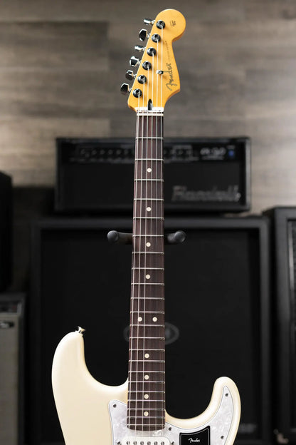 Fender Player II Modified Stratocaster Electric Guitar - Olympic Pearl with Gig Bag - Demo
