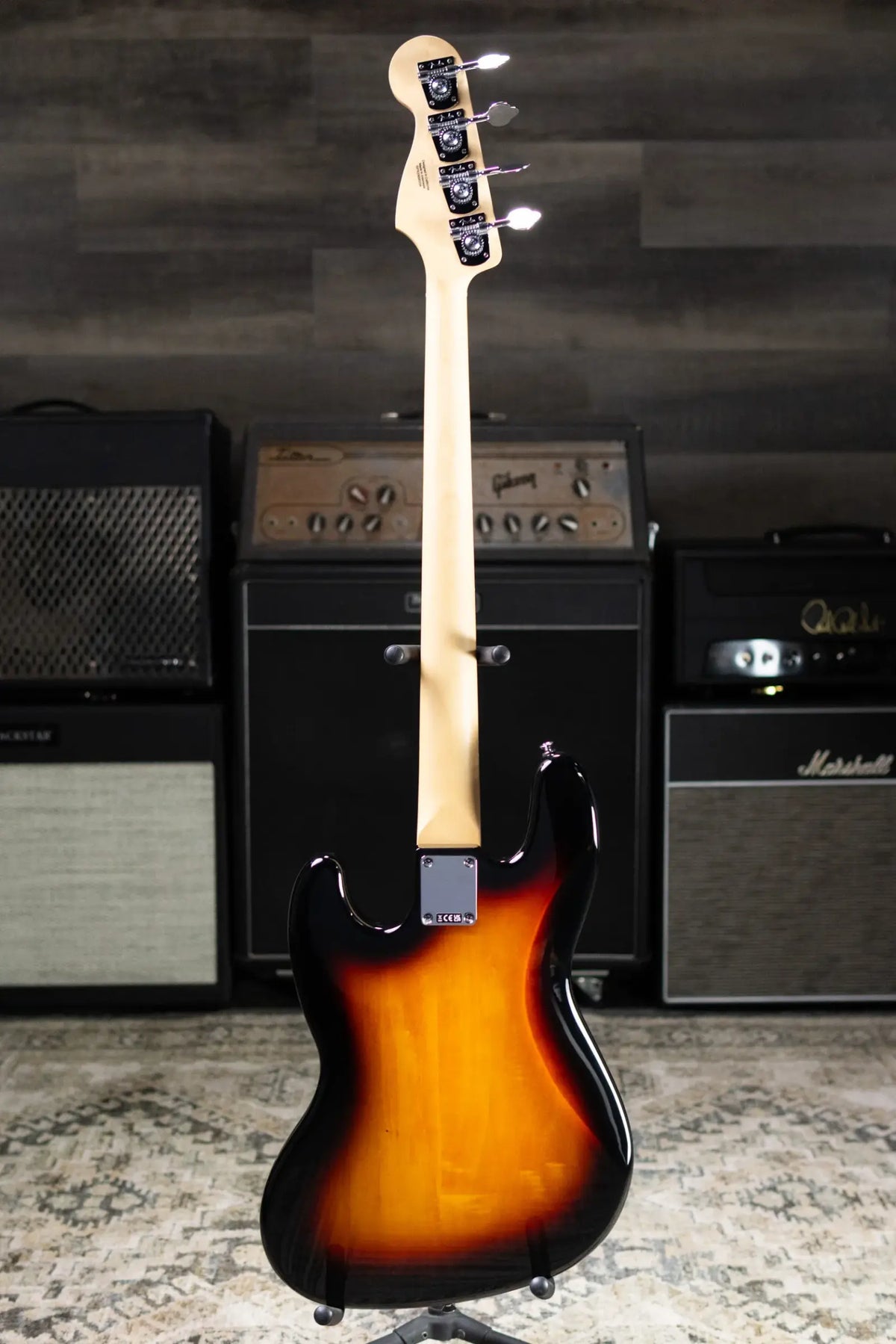 Fender Standard Jazz Bass - 3-Color Sunburst