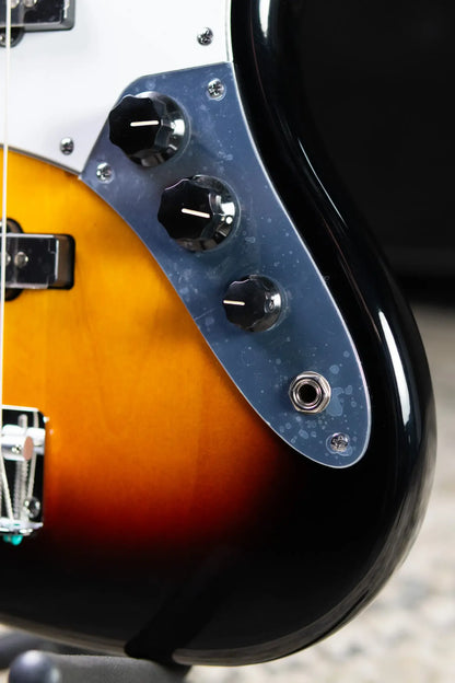 Fender Standard Jazz Bass - 3-Color Sunburst