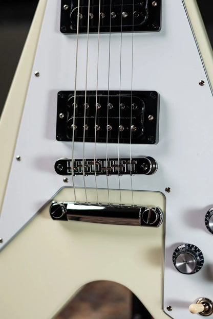 Gibson '70s Flying V Electric Guitar - Classic White with Hardshell Case