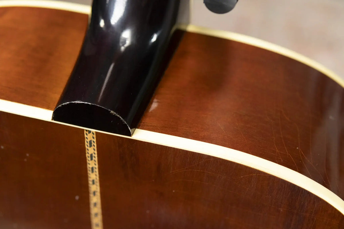 Gibson Custom Shop 1939 SJ-100 Murphy Lab Heavy Aged Acoustic Guitar - Vintage Sunburst with Hardshell Case - Demo