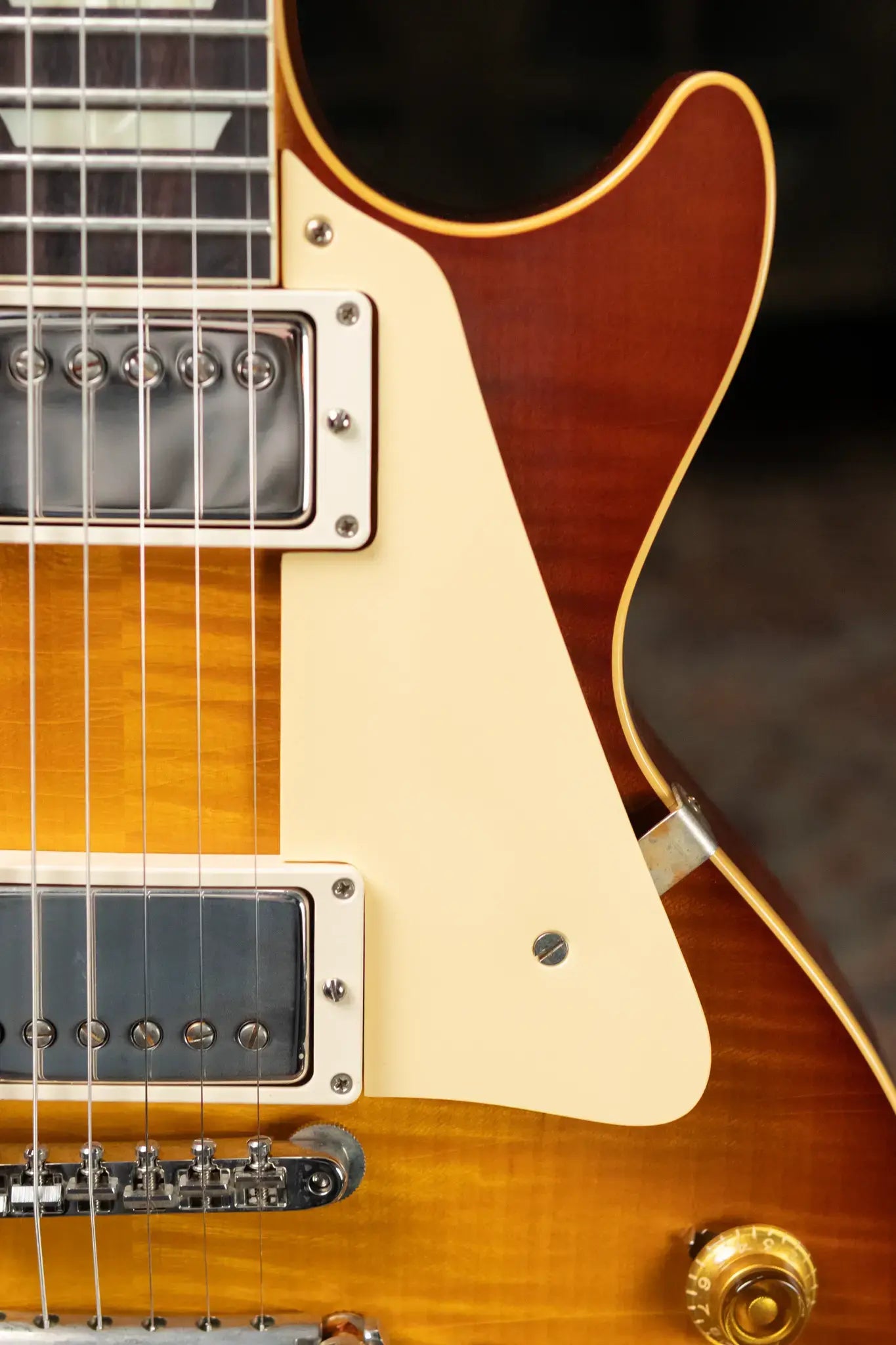 Gibson Custom Shop 1959 Les Paul Standard Reissue Murphy Lab Light Aged Royal Teaburst with Hardshell 672b6c13bbf48