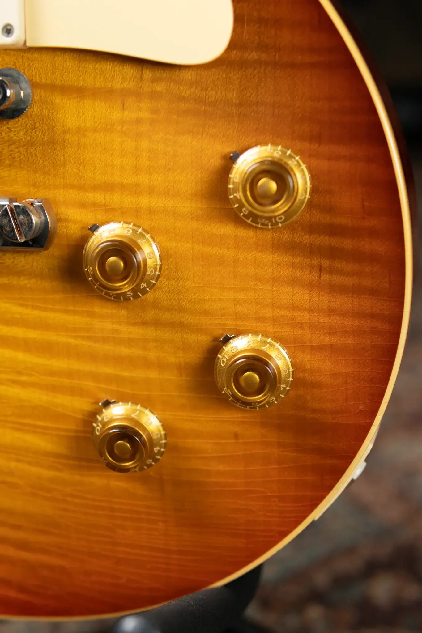 Gibson Custom Shop 1959 Les Paul Standard Reissue Murphy Lab Light Aged Royal Teaburst with Hardshell 672b6c14bfab6