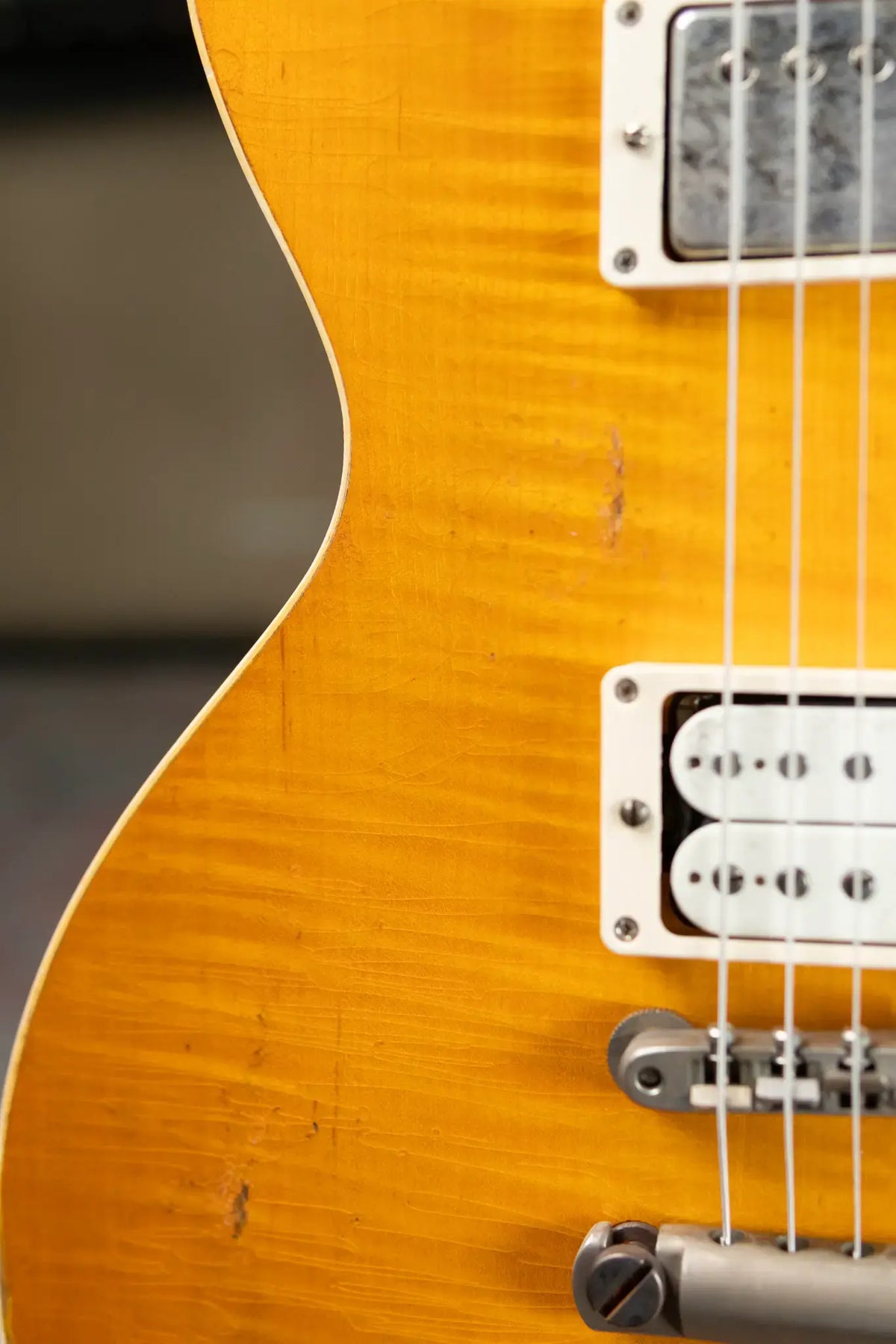 Gibson Custom Shop 1959 Les Paul Standard BOTB Page 116 Murphy Lab Heavy Aged Electric Guitar - Sunburst with Hardshell Case - Demo
