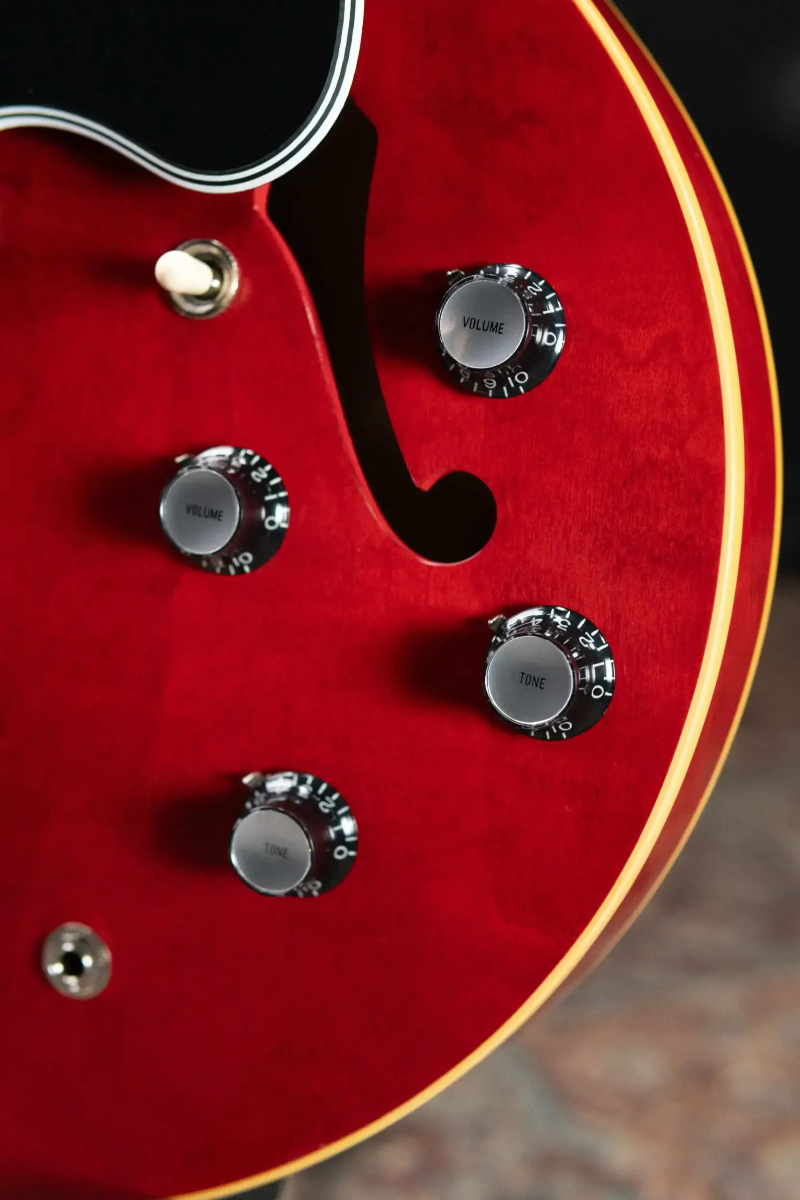 Gibson Custom Shop '62 ES-330 TD Reissue VOS Hollowbody Electric Guitar - Sixties Cherry with Hardshell Case