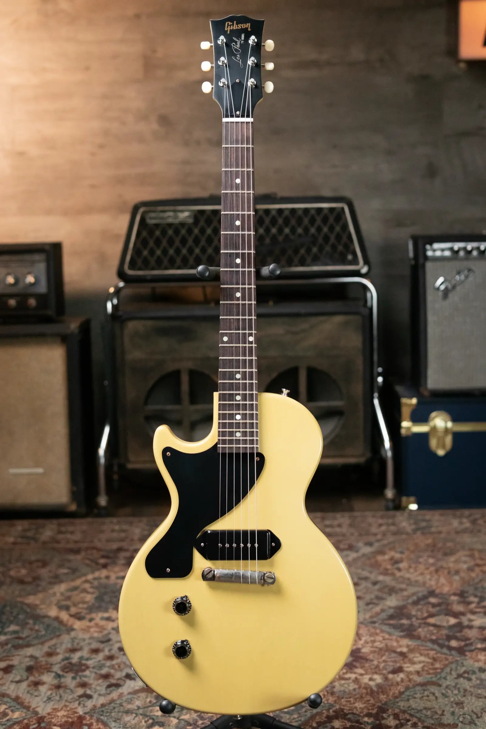 Gibson Custom Shop Left Handed 57 Les Paul Junior VOS TV Yellow with Hardshell Case 671bdbec5fd86