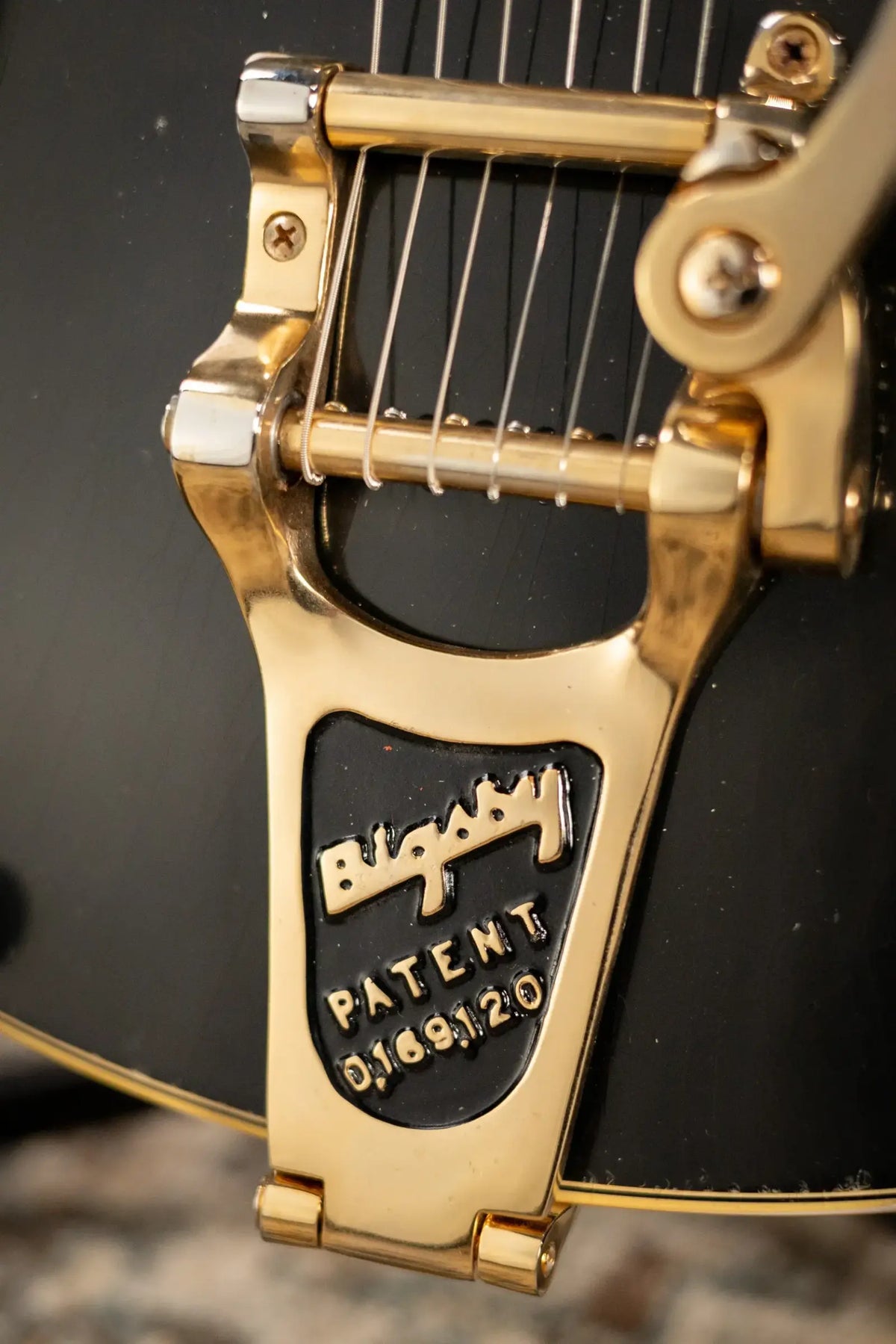 Gibson Custom Shop Limited Edition 1959 ES-345 Varitone Bigsby Reissue Murphy Lab Semi-Hollow Electric Guitar - Ebony Heavy Aged with Hardshell Case