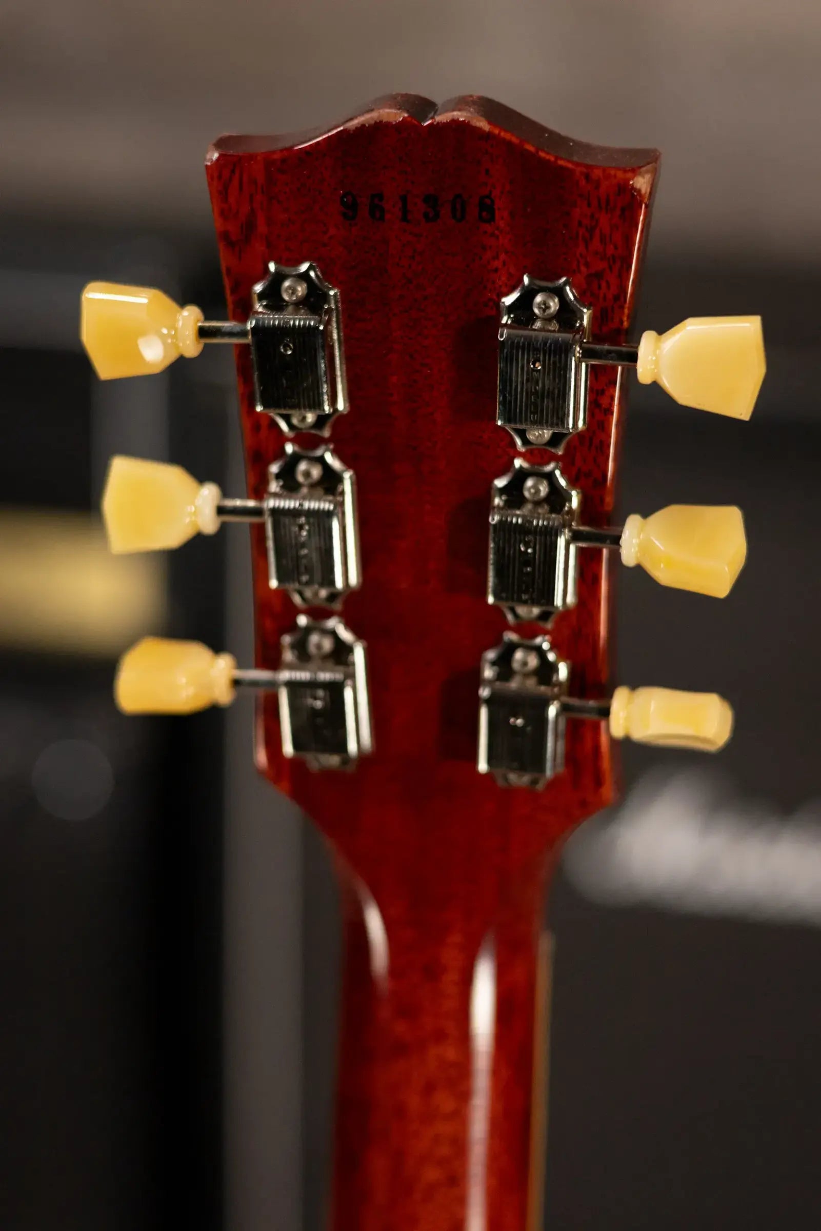 Gibson Custom Shop Limited Edition 1959 Les Paul Standard Birdseye Maple Pg 151 BOTB Murphy Lab Light Aged Electric Guitar with Hardshell Case