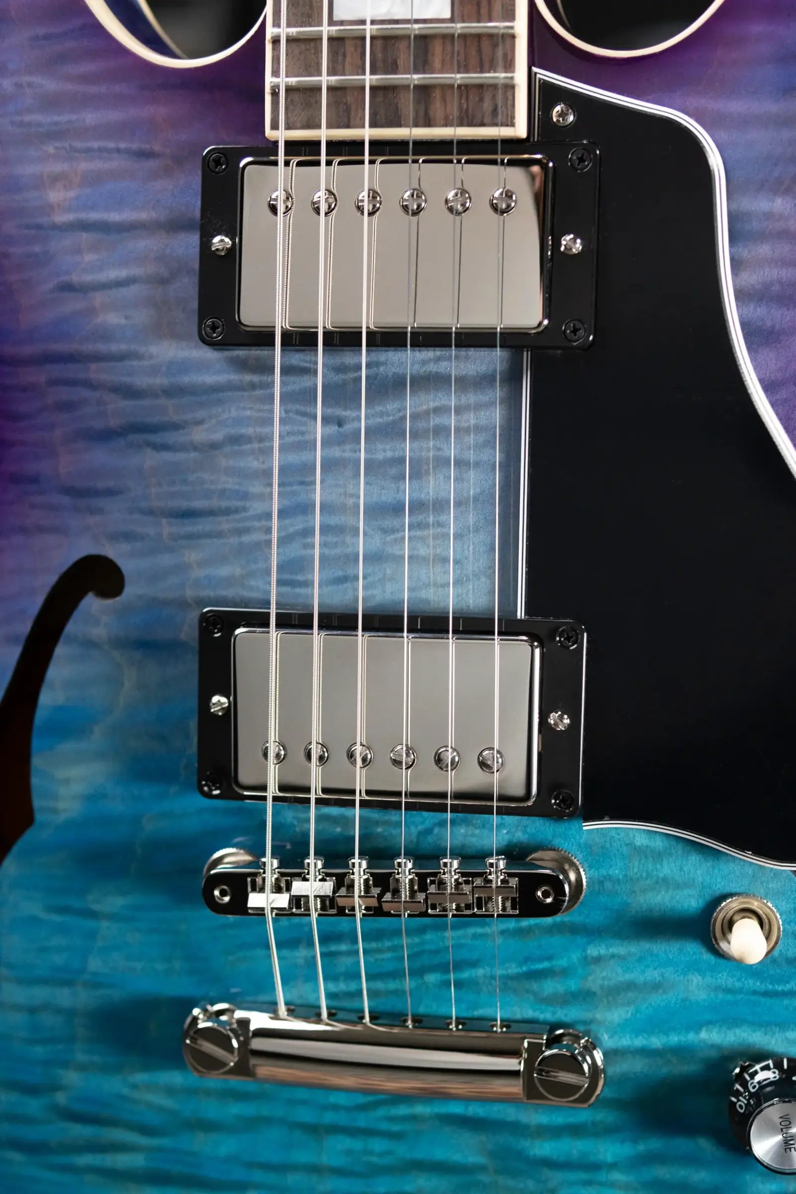 Gibson ES-339 Figured Semi-Hollow Electric Guitar - Blueberry Burst with Hardshell Case
